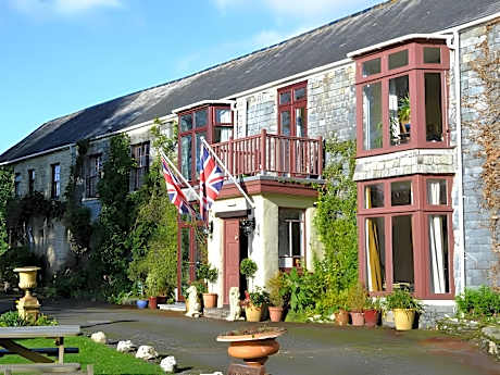 Trimstone Manor Country House Hotel