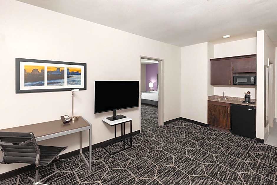 La Quinta Inn & Suites by Wyndham Boutte