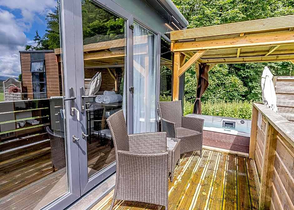 Calthwaite Hall Lodges