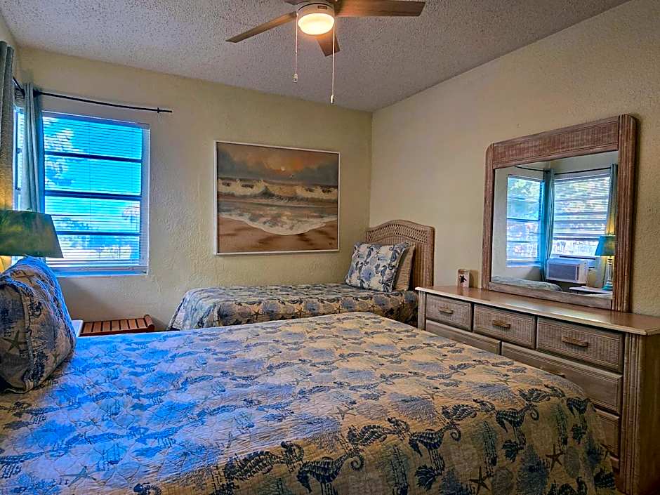 Oceanfront Sea Scape Motel