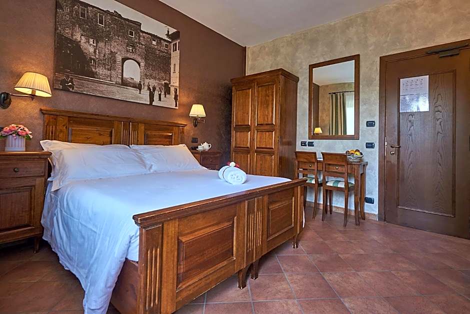 Casanova - Wellness Center La Grotta Etrusca