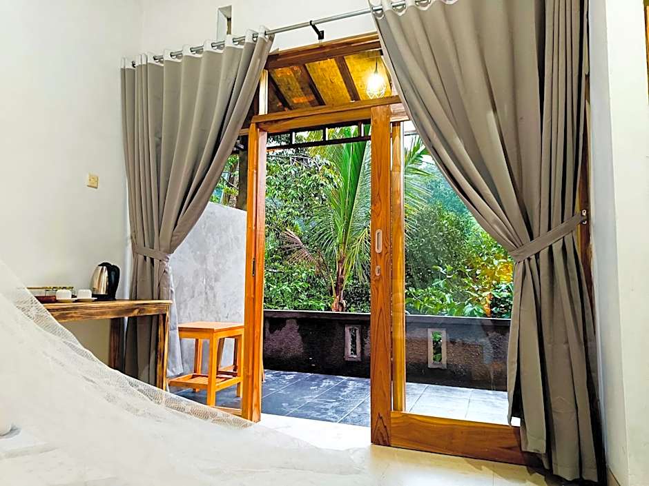 Artomoro Bali