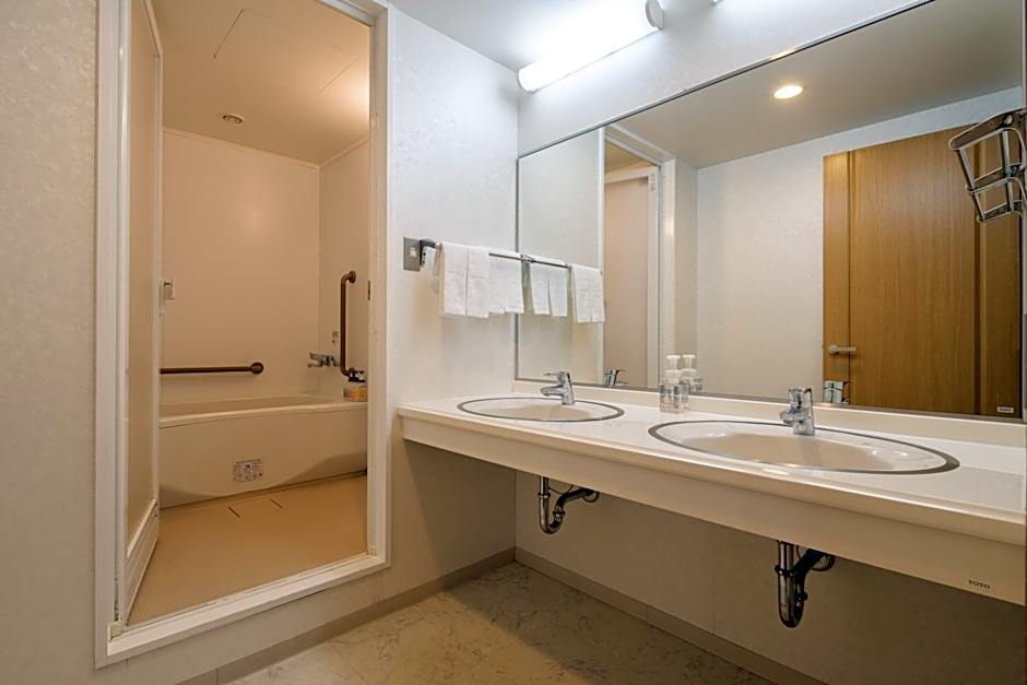 Yokaichi Royal Hotel