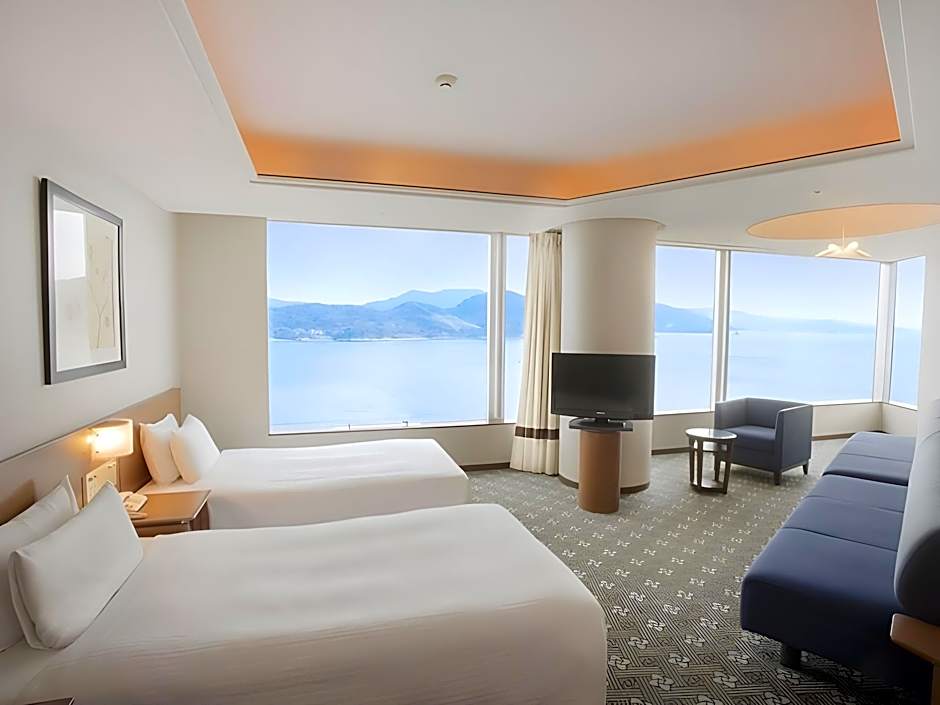 Photo 1 of 5 of Family Luxury