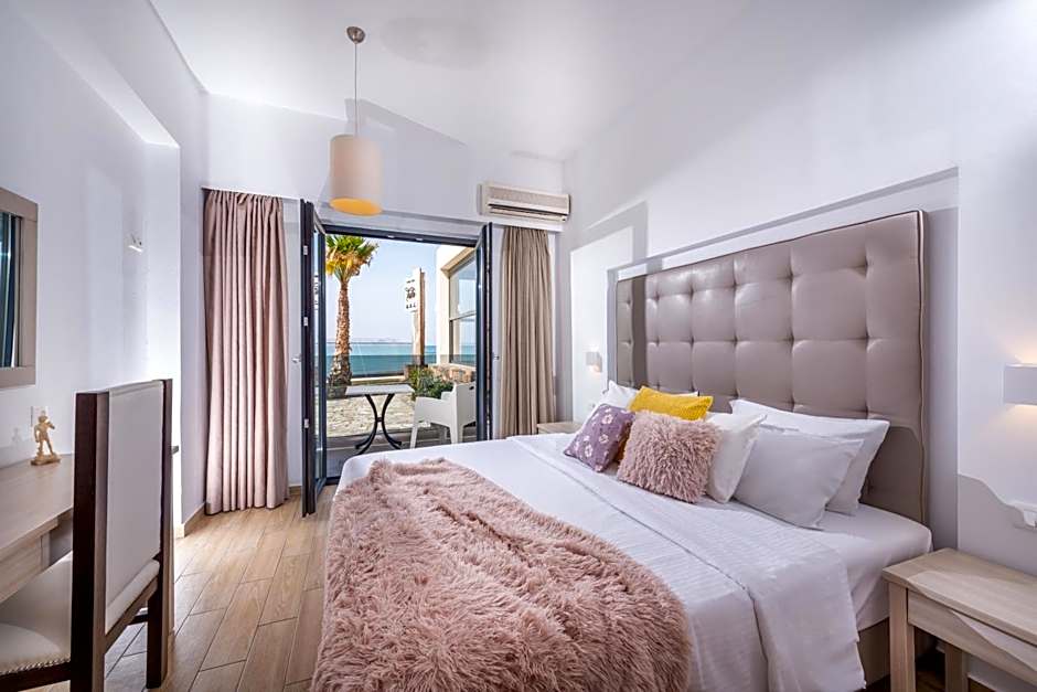 Golden Bay Boutique Hotel & Bungalows