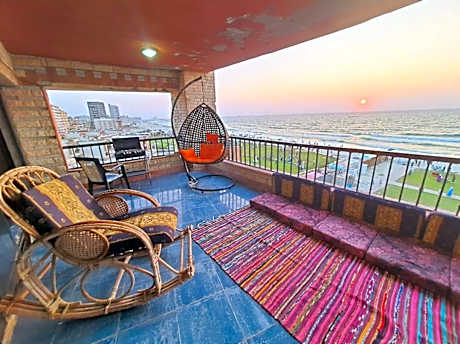 Hotel appartments sea view 5th floor