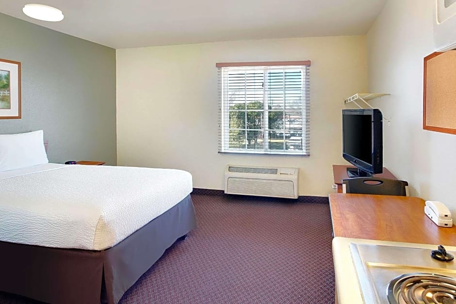 WoodSpring Suites Baton Rouge East I-12