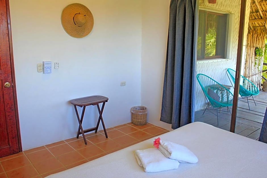 Sirenas Caribbean Rooms Holbox