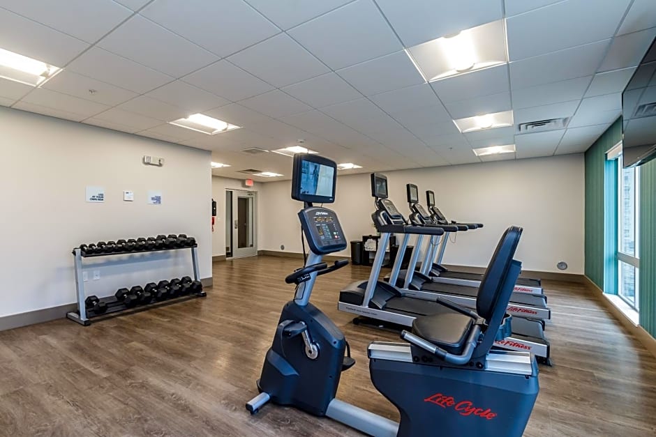 Holiday Inn Express and Suites- South Bend Casino By IHG