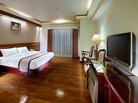 Chengpao Hotel