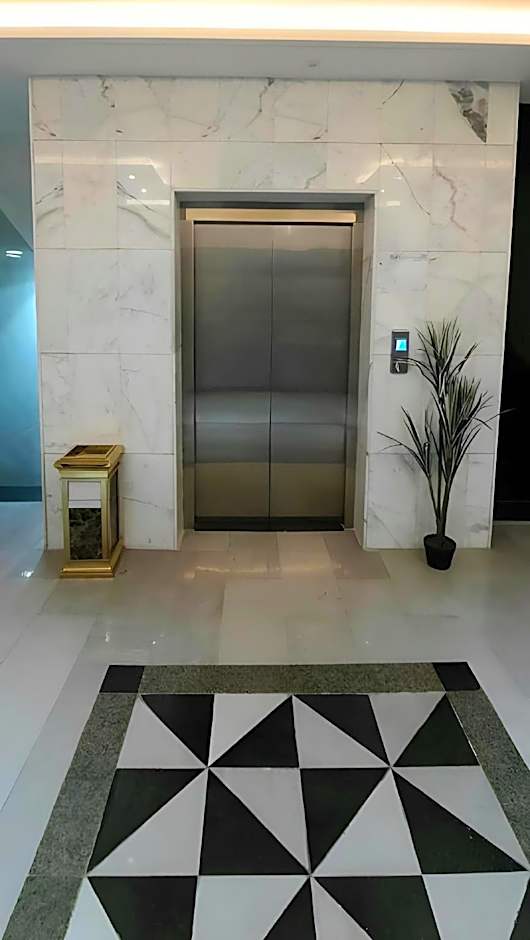 Golden Gewan Hotel
