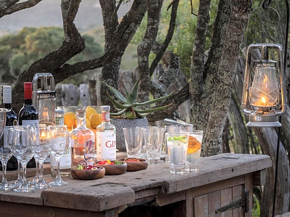 HillsNek Safari Camp