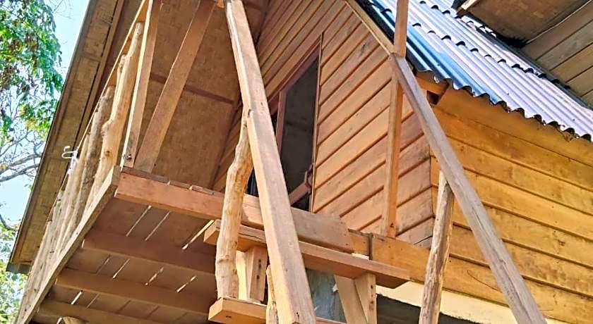 Fandee Island - Tad Lo - Bolaven Loop Pakse