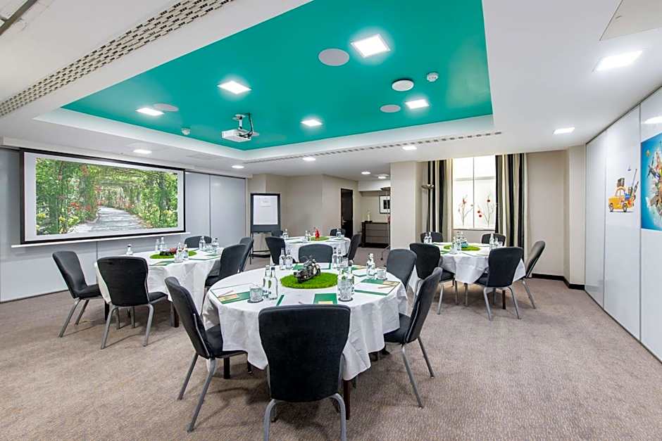 DoubleTree by Hilton London Kensington