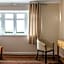 Roydon Marina Village Hotel
