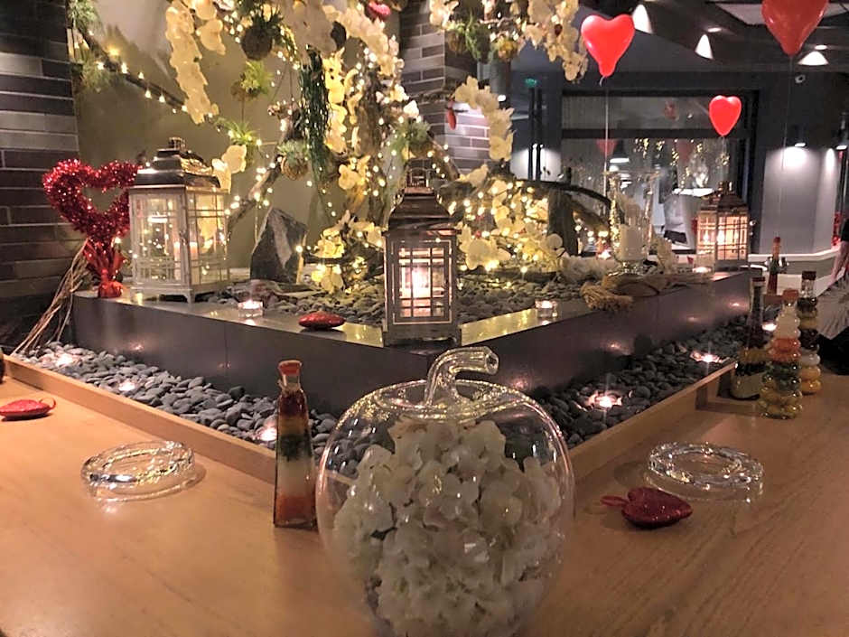 All Seasons Residence Design Hotel - Free parking