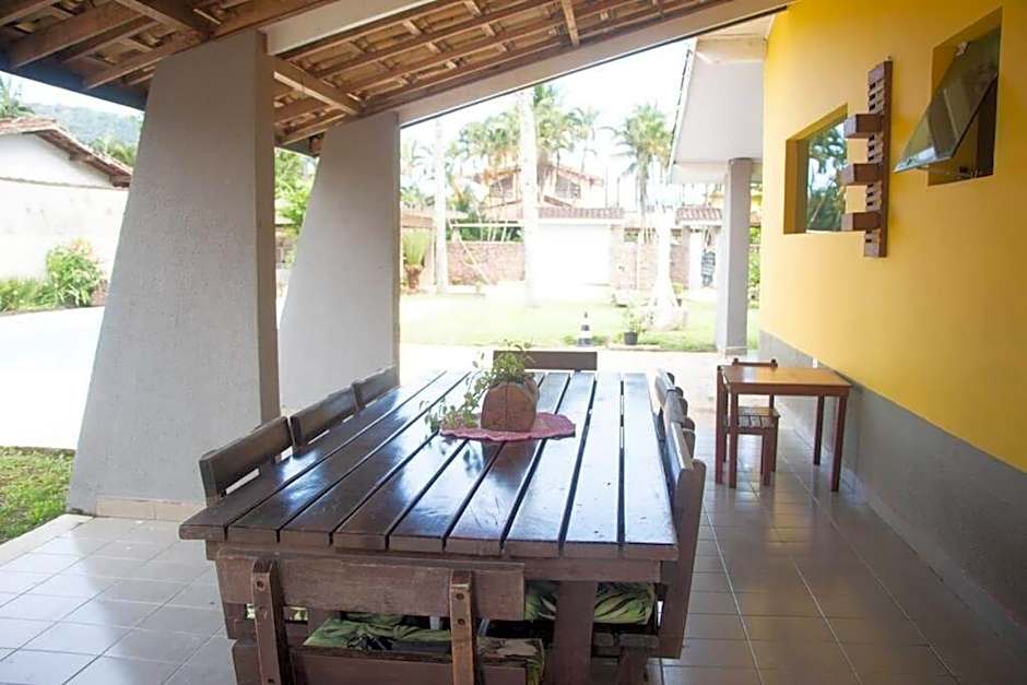 Villa Tavares - casa com piscina na praia da Lagoinha