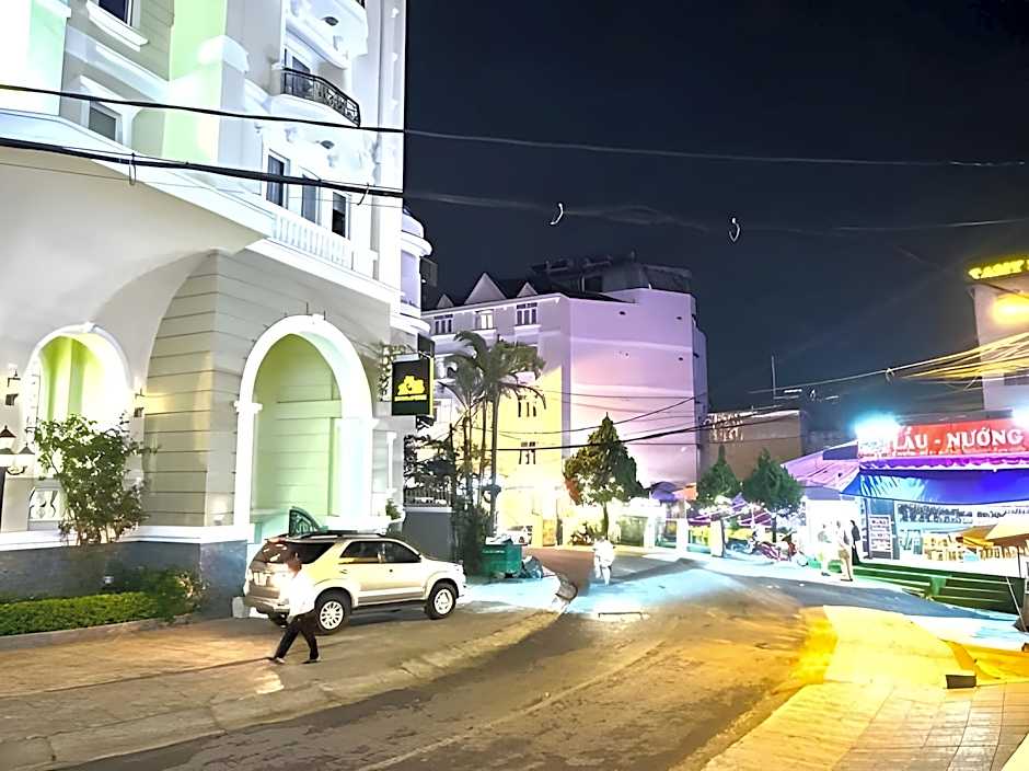 Empress Dalat - Sky View Hotel
