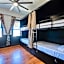 Howzit Hostels Hawaii