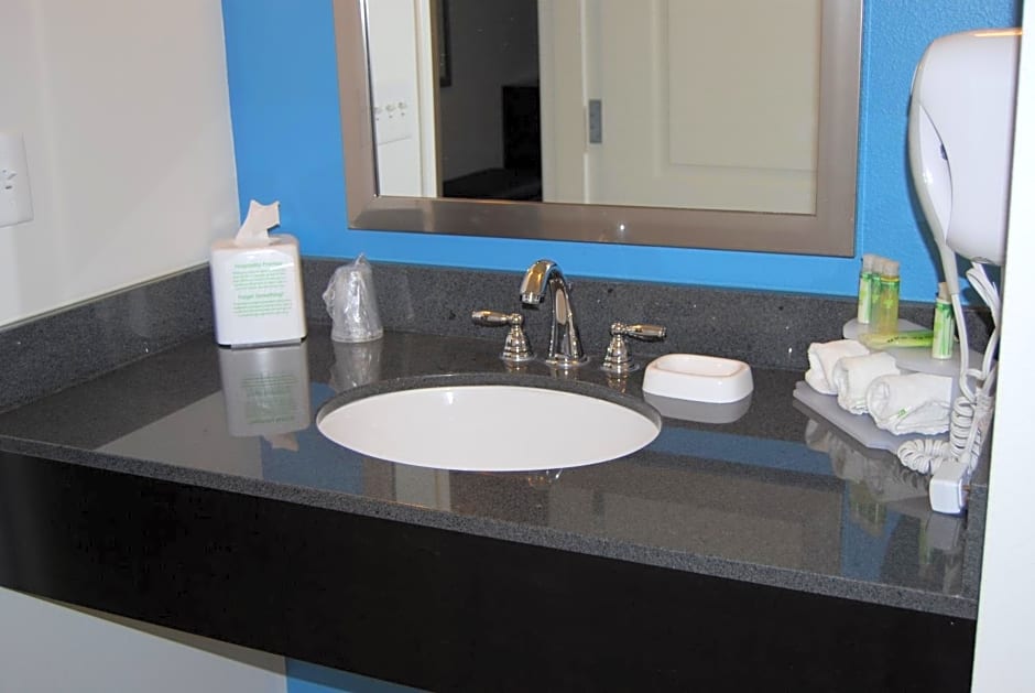 Holiday Inn Express & Suites Springville-South Provo Area, an IHG Hotel