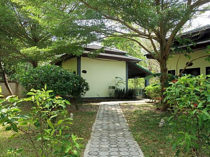 Khaolak Hillside Villa