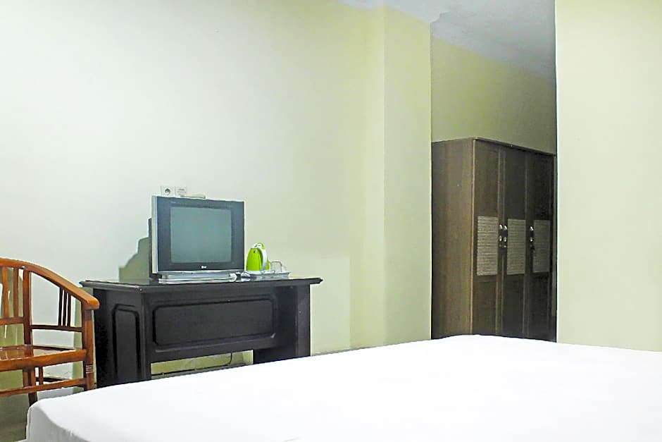 Collection O 91517 Hotel Gajah Mada Soe