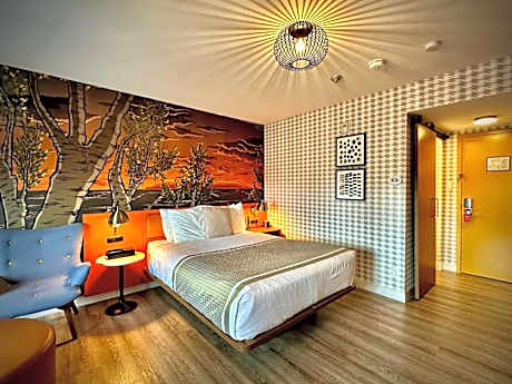 2 Queen Beds, Suite, Nonsmoking