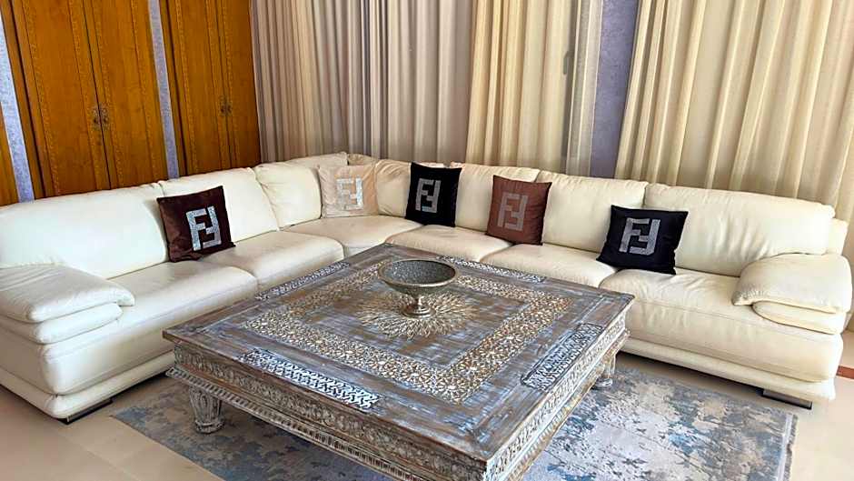 Sillage Palace Sky & Spa