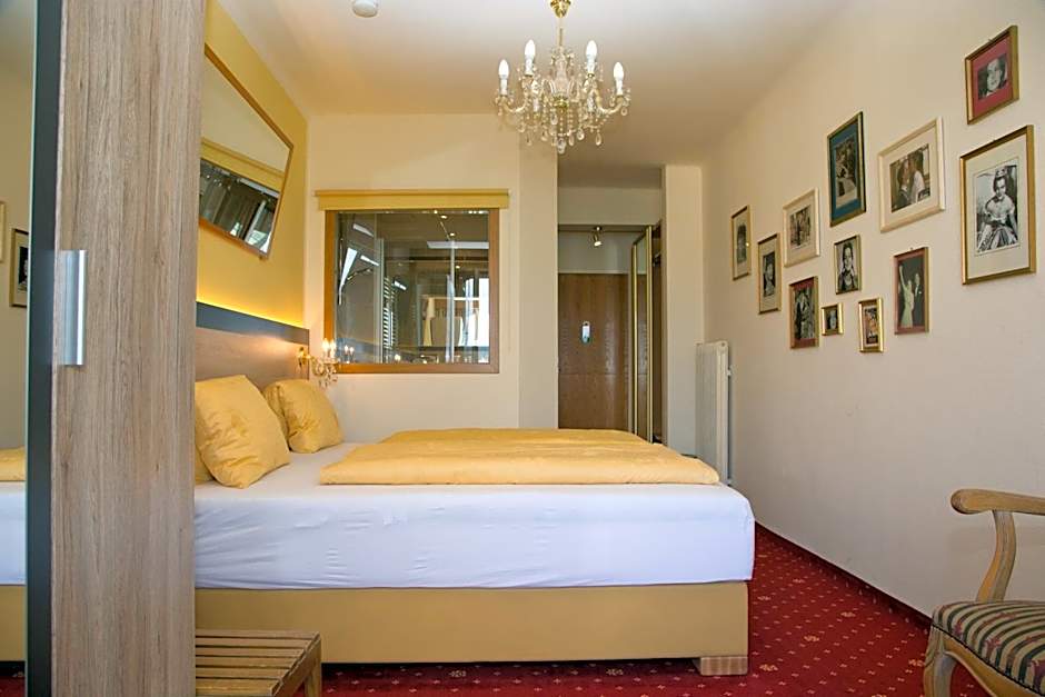 Villa Desiree - Hotel Garni - Adults Only