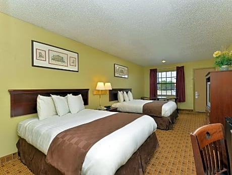 2 Double Beds Smoking