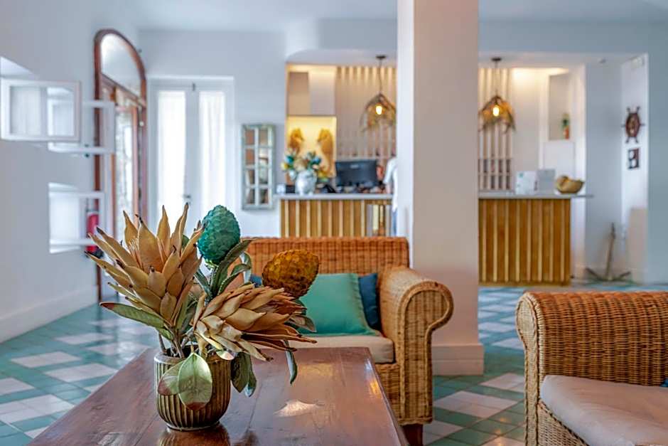 Hotel Baia Di Puolo
