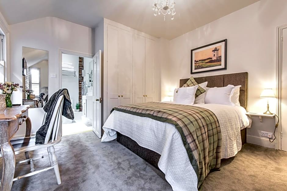 April House Weybridge - Boutique Guesthouse