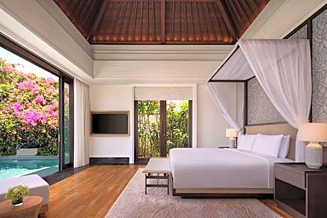 One-Bedroom Family Villa with Pool View
