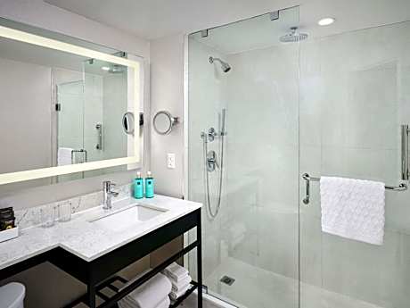 Executive Junior Suite