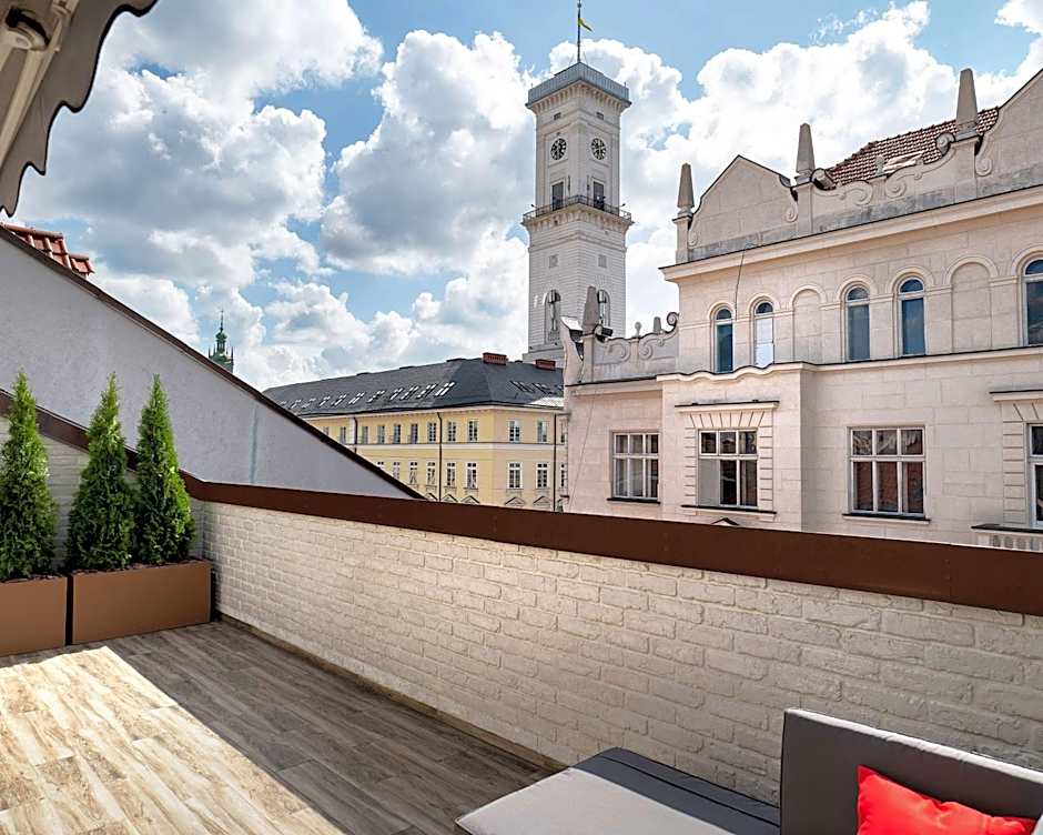Best Western Plus Market Square Lviv