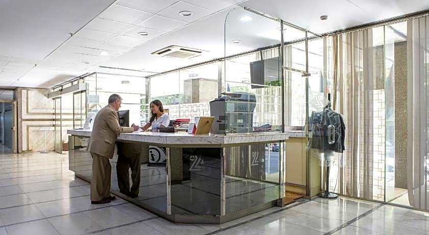 Apartmentos Eurobuilding 2