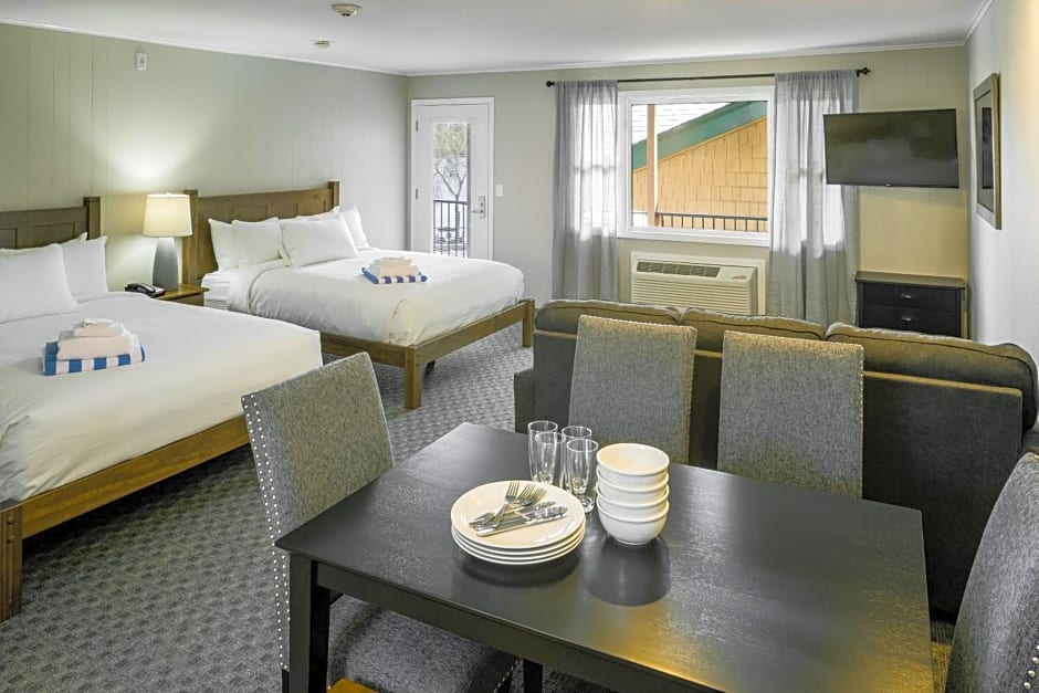 Center Harbor Inn