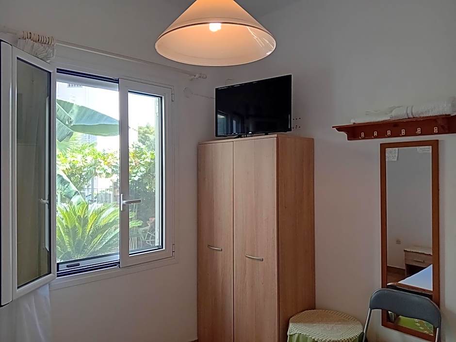 Olympia Koumanakou Rooms Δωμάτια Ολυμπίας Κουμανάκου