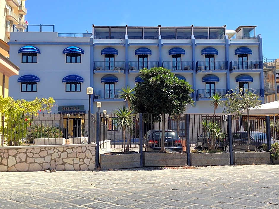 Hotel Al Faro