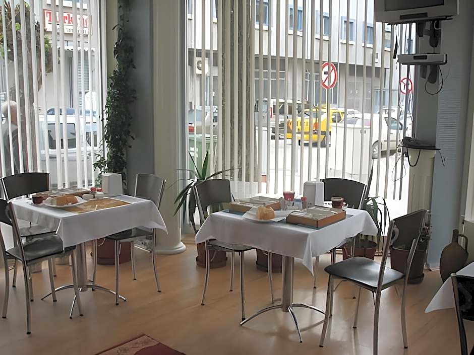 Mini Hotel