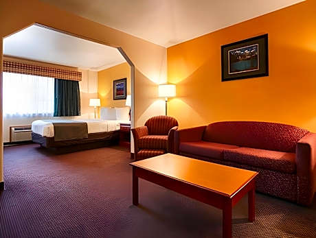 Queen Suite