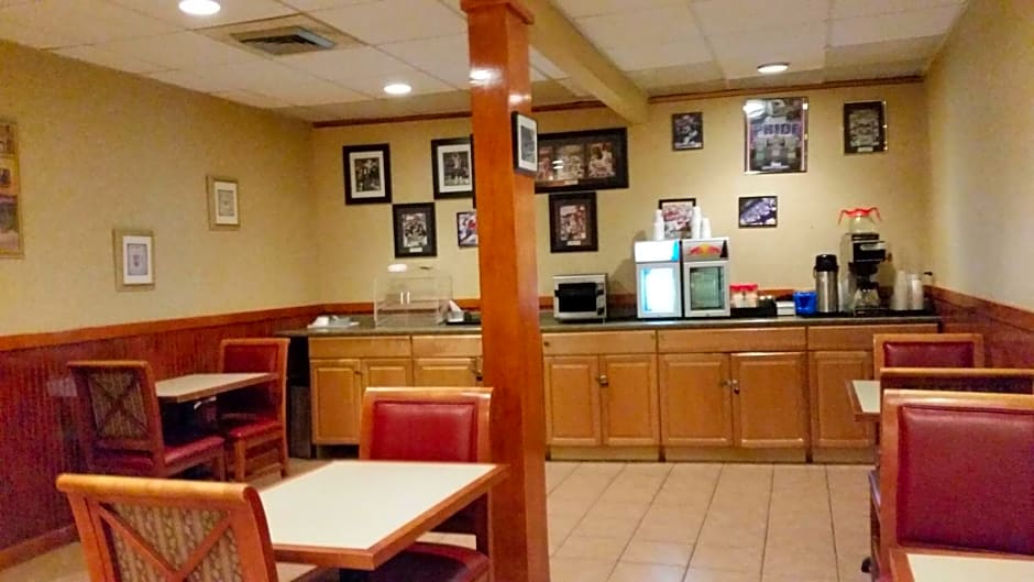 Americas Best Value Inn Foxboro