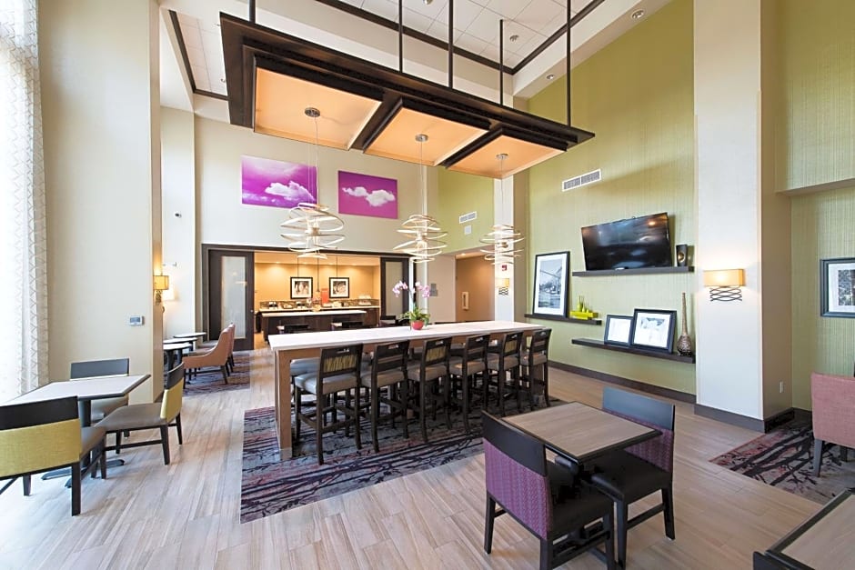 Hampton Inn By Hilton & Suites Walterboro