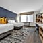 La Quinta Inn & Suites by Wyndham San Jose Silicon Valley