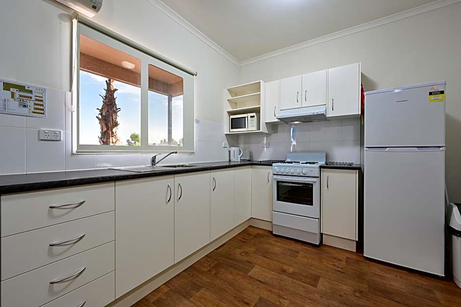 The Sundowner Cabin & Tourist Park