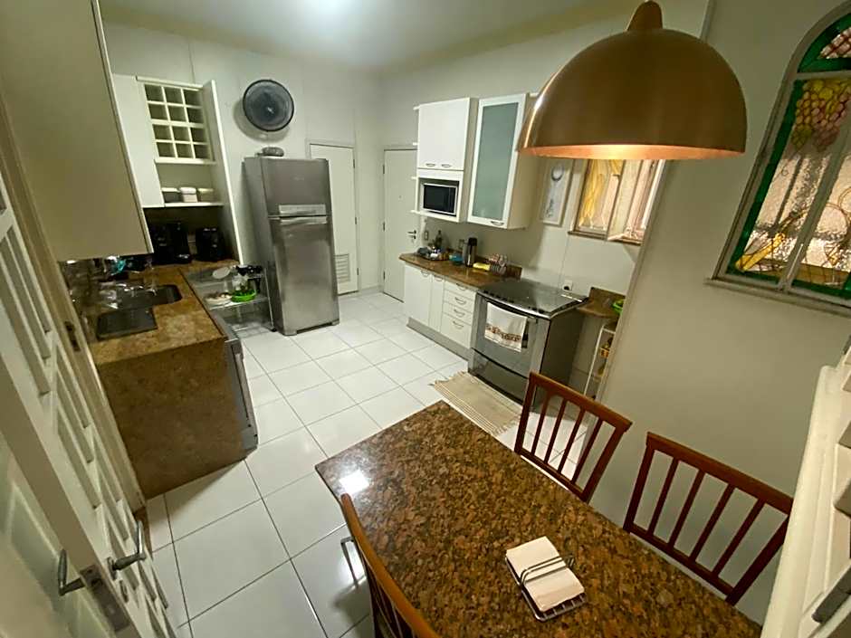 Apartamento com vista para o aterro do Flamengo