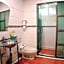Changsing Business Motel