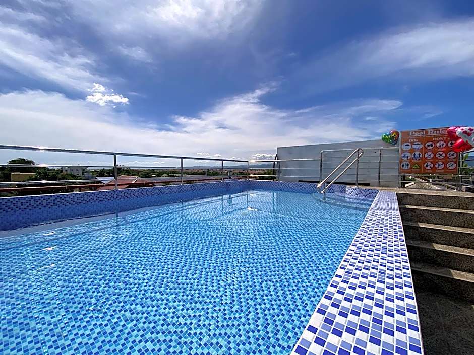Photo 1 of 50 of M.D.M Hotel
