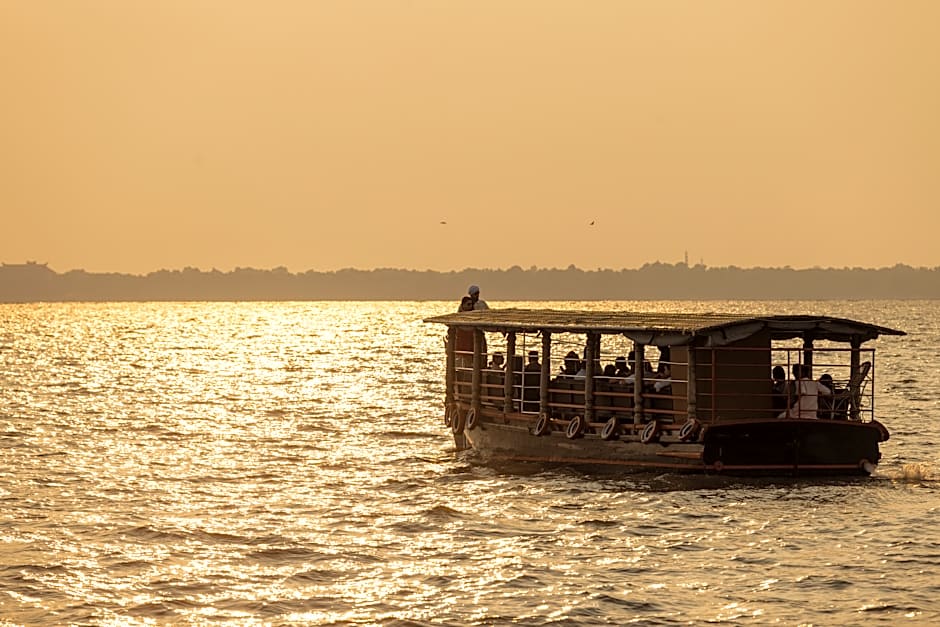 Coconut Lagoon Kumarakom- A CGH Earth Experience