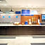 Holiday Inn Express & Suites Phoenix - Glendale Sports Dist By IHG